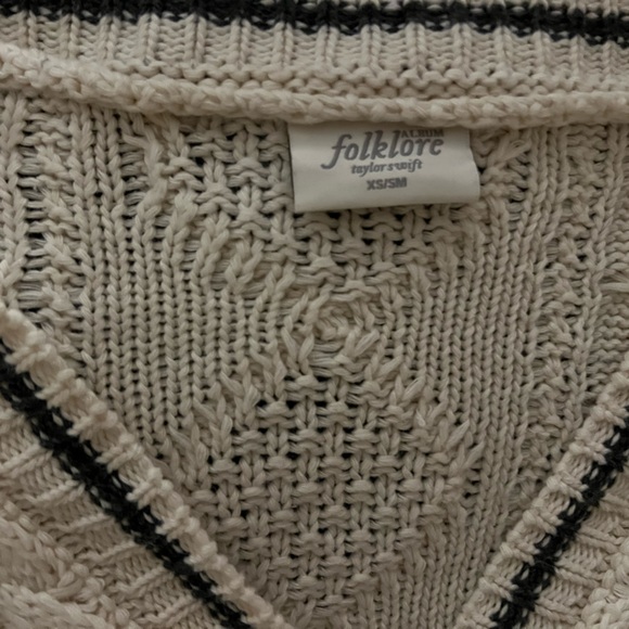 Taylor Swift Folklore re-release cardigan - Picture 3 of 6
